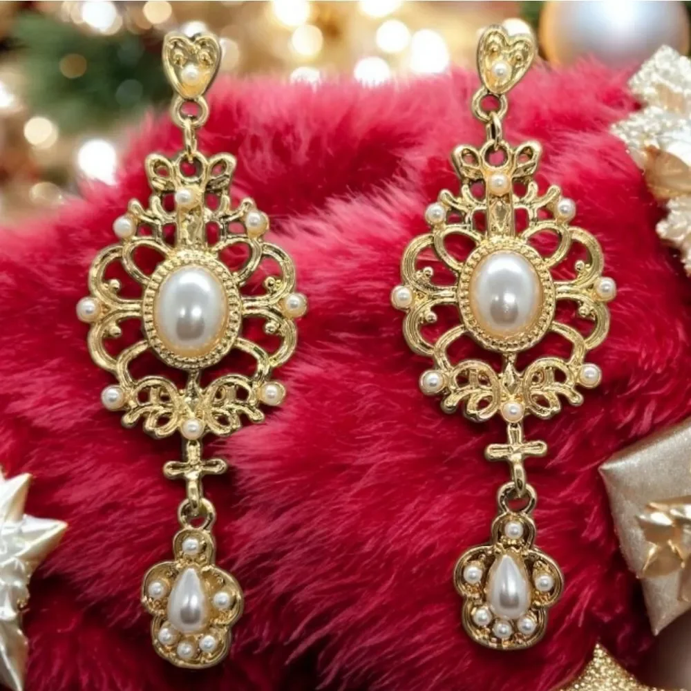 Gold Filigree Pearl Drop Earrings Bridal Wedding Dangle Earrings Vintage Glamour